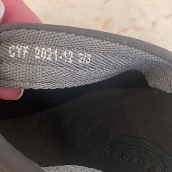 Rainbow black flip flops SZ 2/3 - Picture 5 of 5